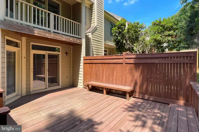 $3,250 | 4021 Lake Glen Road, Fairfax, VA 22033