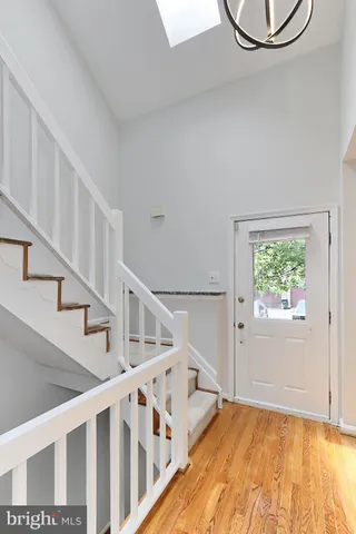 $3,250 | 4021 Lake Glen Road, Fairfax, VA 22033