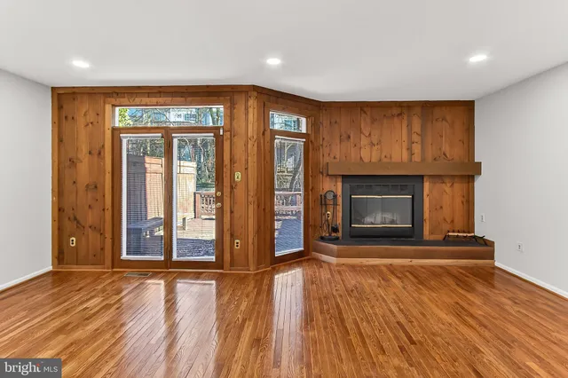 $3,250 | 4021 Lake Glen Road, Fairfax, VA 22033