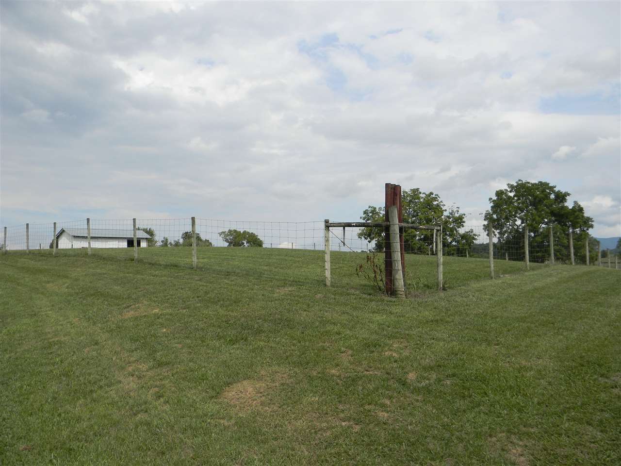 86 Middle Lane Road Grottoes, VA 24441 - Photo 25 of 50 a view of a green field