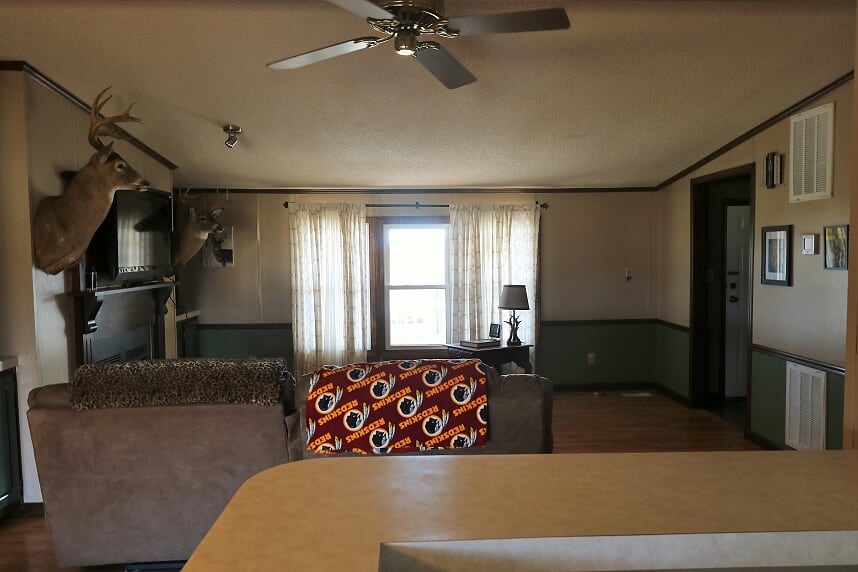 86 Middle Lane Road Grottoes, VA 24441 - Photo 36 of 50 a living room with furniture