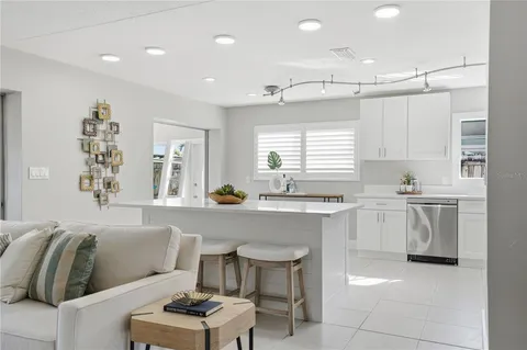 $850,000 | 541 Lillian Drive, Madeira Beach, FL 33708
