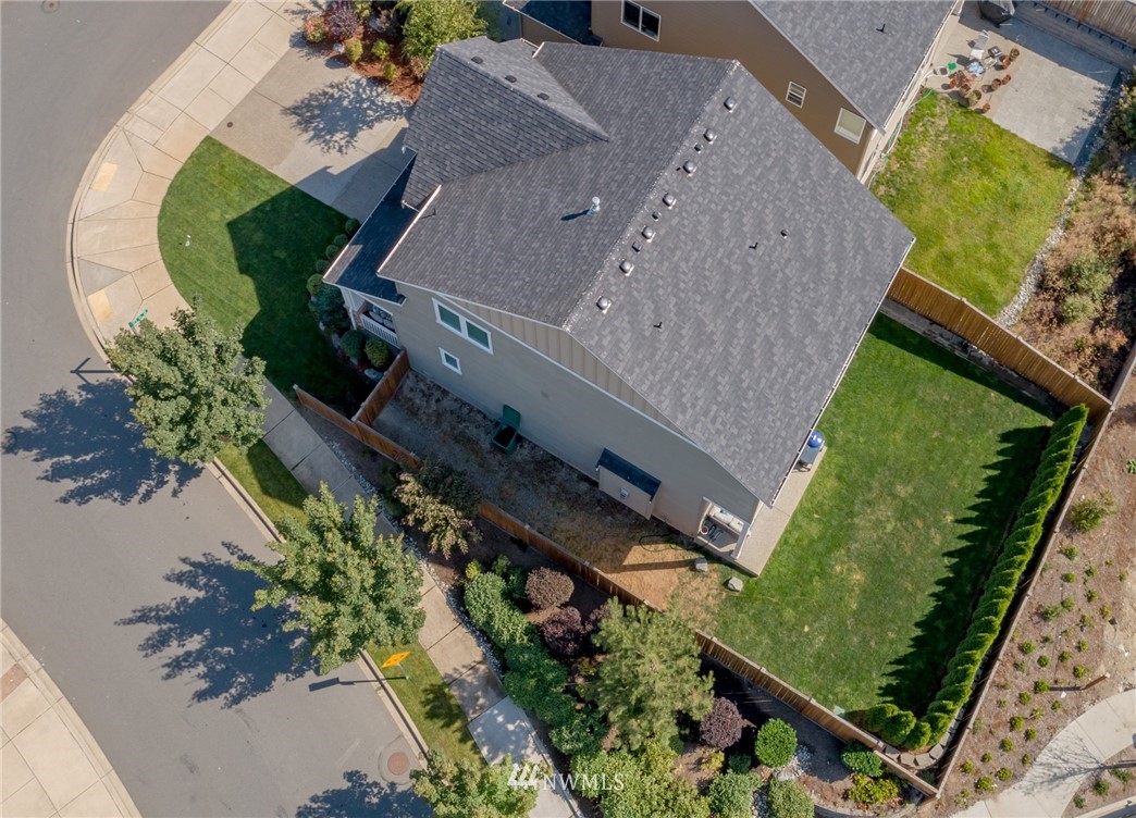 4022 177th Street Southeast Bothell, WA 98012 - Photo 2 of 25