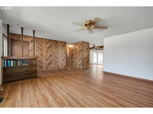 $825,000 | 26394 South Gard Road, Mulino, OR 97042