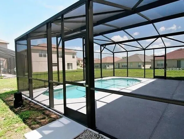 a view of yard from a balcony