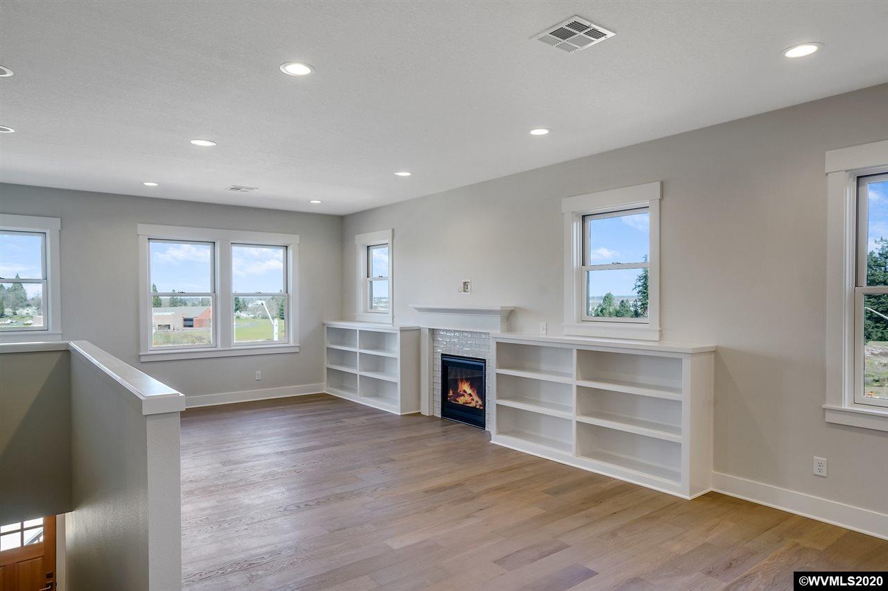 1534 Strong Road Southeast Salem, OR 97302 - Photo 14 of 35 Gallery Image 14