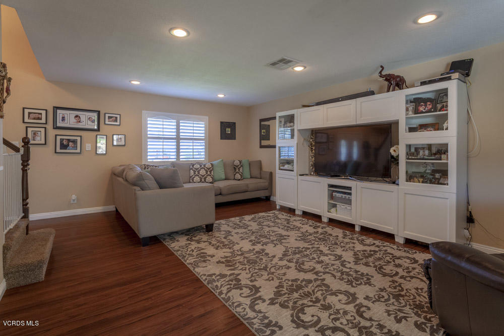 2821 Fitzgerald Road Simi Valley, CA 93065 - Photo 4 of 21 Fitzgerald_Low-4