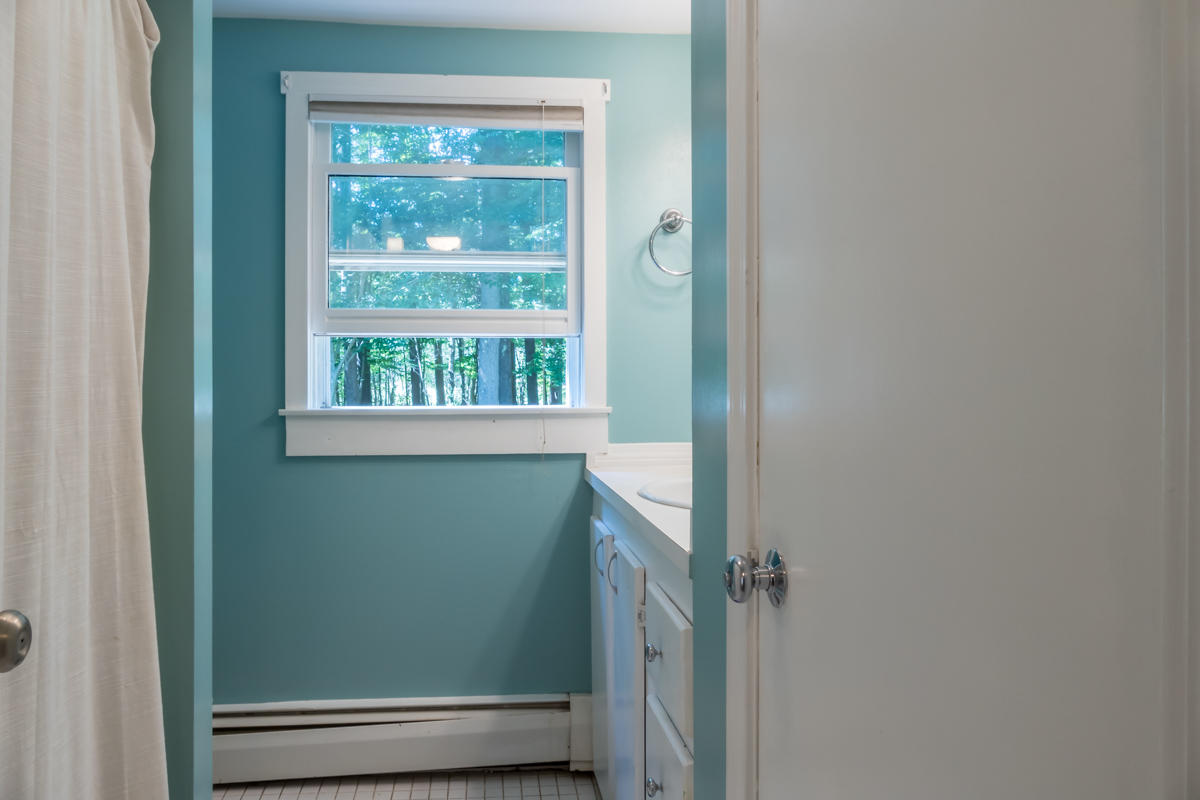 188 Bruce Hill Road Cumberland, ME 04021 - Photo 25 of 38 32-Upstairs Full Bath1