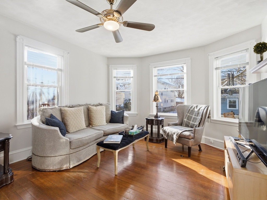 40-42 Dexter Street Waltham, MA 02453 - Photo 2 of 39