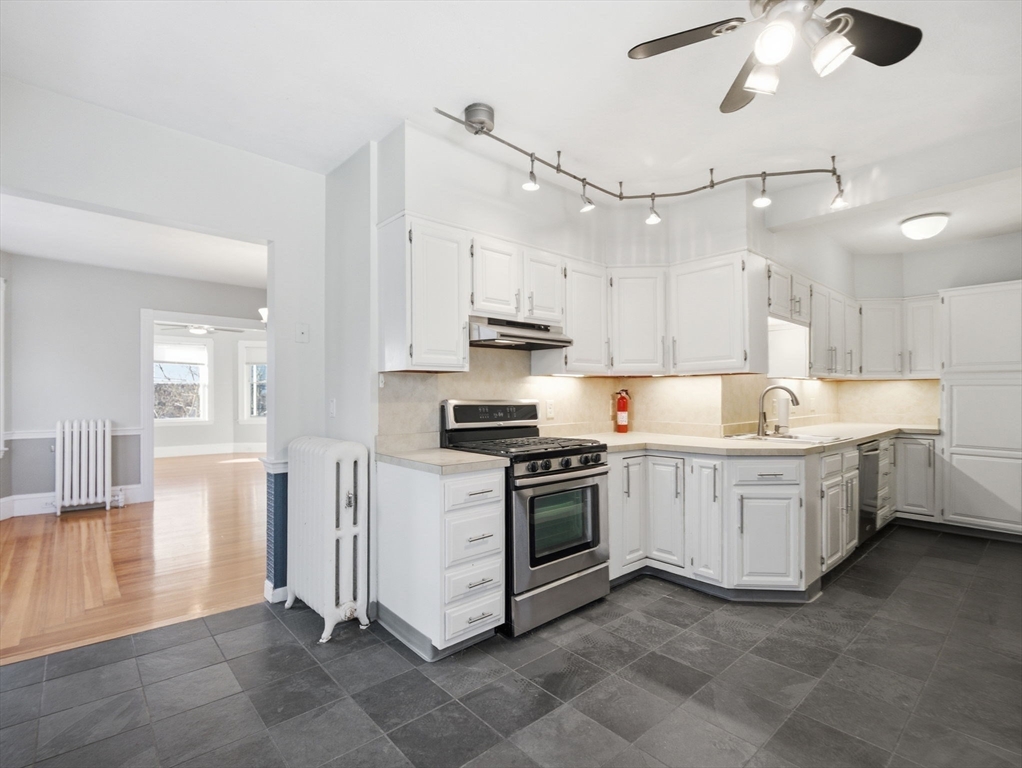 40-42 Dexter Street Waltham, MA 02453 - Photo 23 of 39