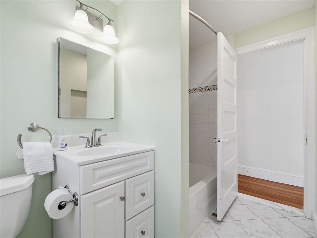 40-42 Dexter Street Waltham, MA 02453 - Photo 25 of 39