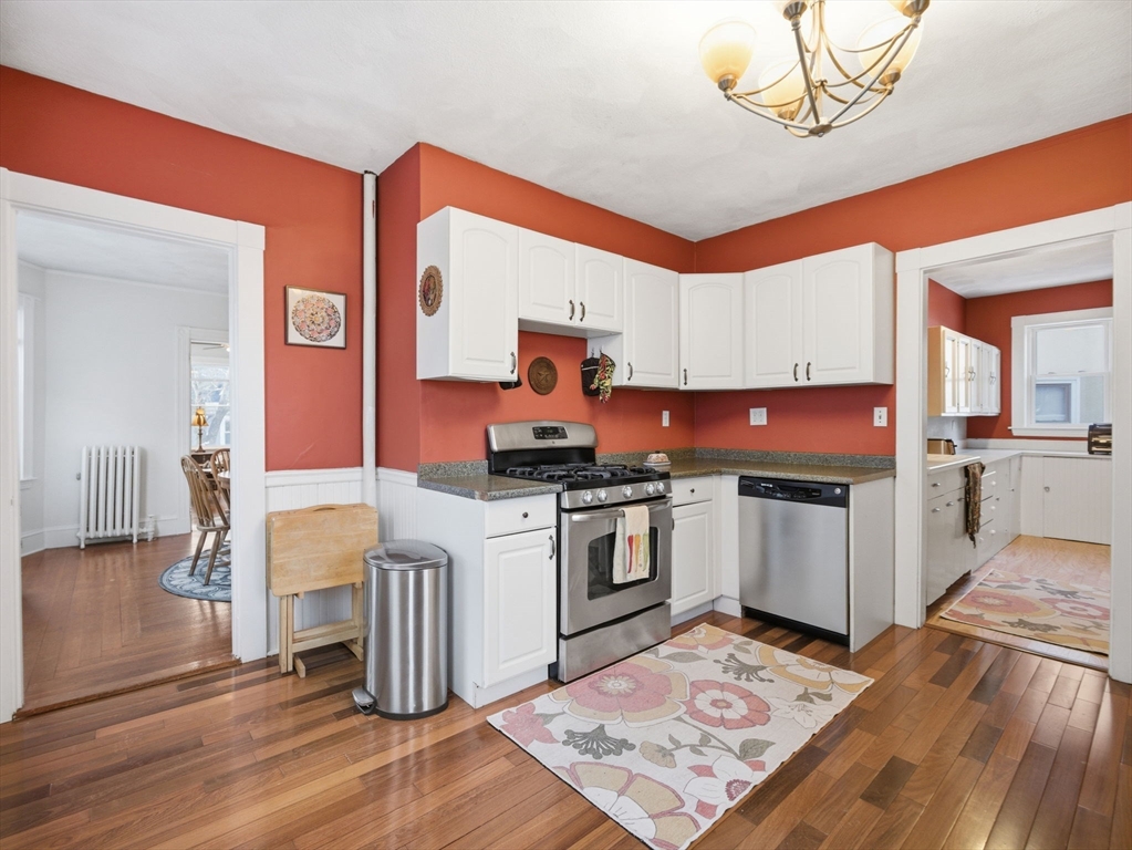 40-42 Dexter Street Waltham, MA 02453 - Photo 6 of 39