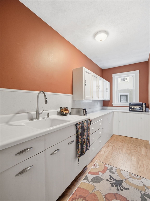 40-42 Dexter Street Waltham, MA 02453 - Photo 8 of 39