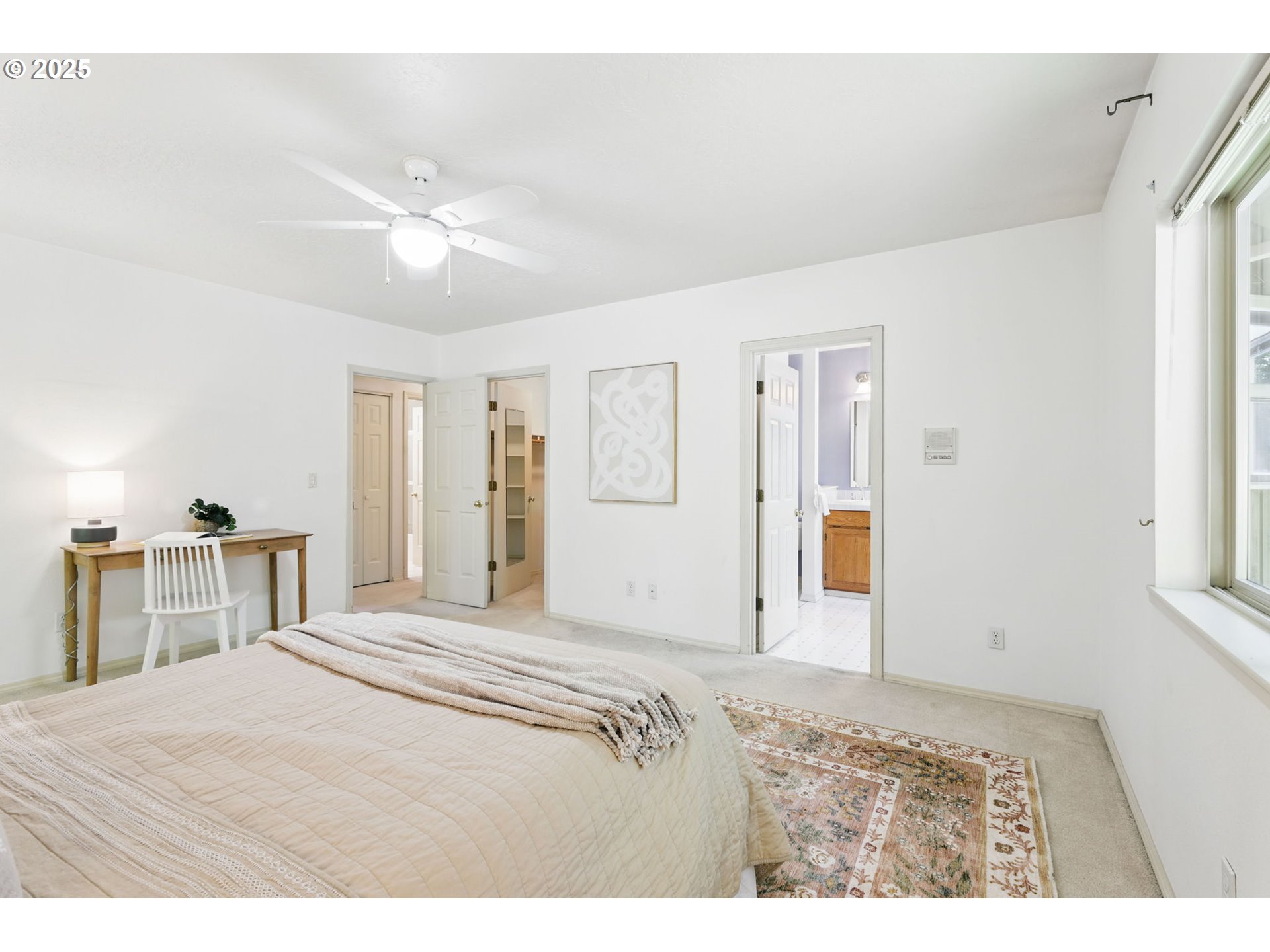 12028 Southwest Lesser Road Portland, OR 97219 - Photo 16 of 47 Gallery Image 16