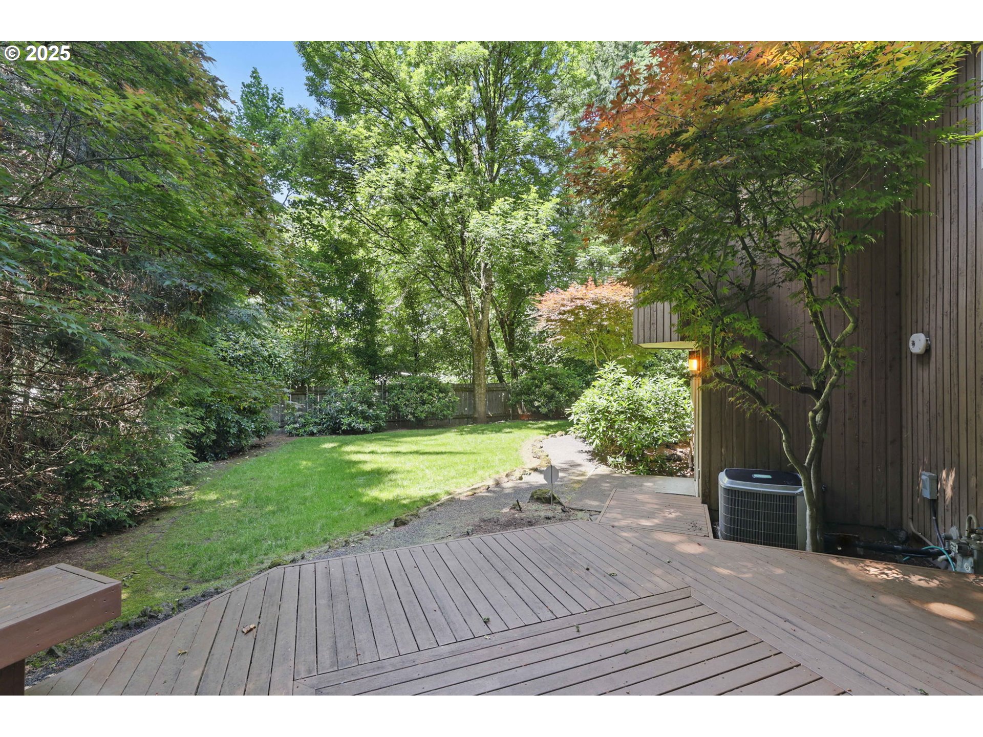 12028 Southwest Lesser Road Portland, OR 97219 - Photo 37 of 47 Gallery Image 37