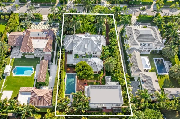 $21,900,000 | 245 Dunbar Road, Palm Beach, FL 33480