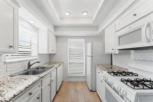 $2,400 | 5314 Nottingham Drive, Katy, TX 77493