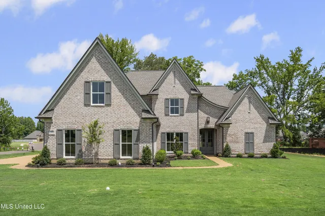 $565,000 | 1688 Ashtons Lane, Hernando, MS 38632
