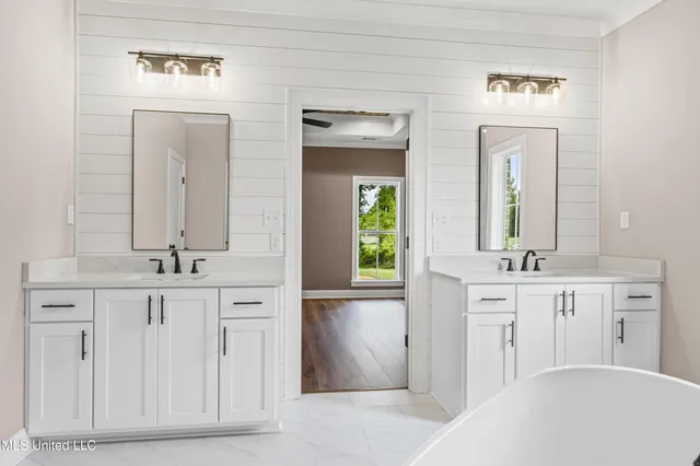 $565,000 | 1688 Ashtons Lane, Hernando, MS 38632