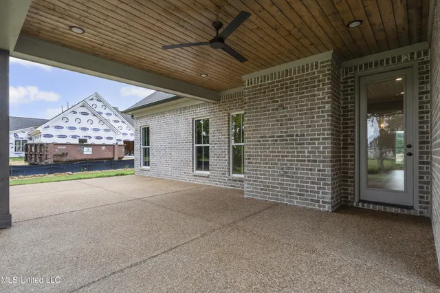 $565,000 | 1688 Ashtons Lane, Hernando, MS 38632