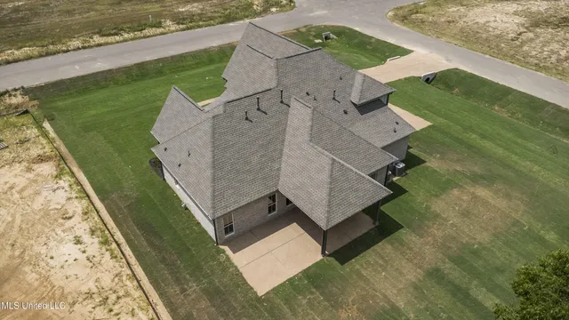 $565,000 | 1688 Ashtons Lane, Hernando, MS 38632