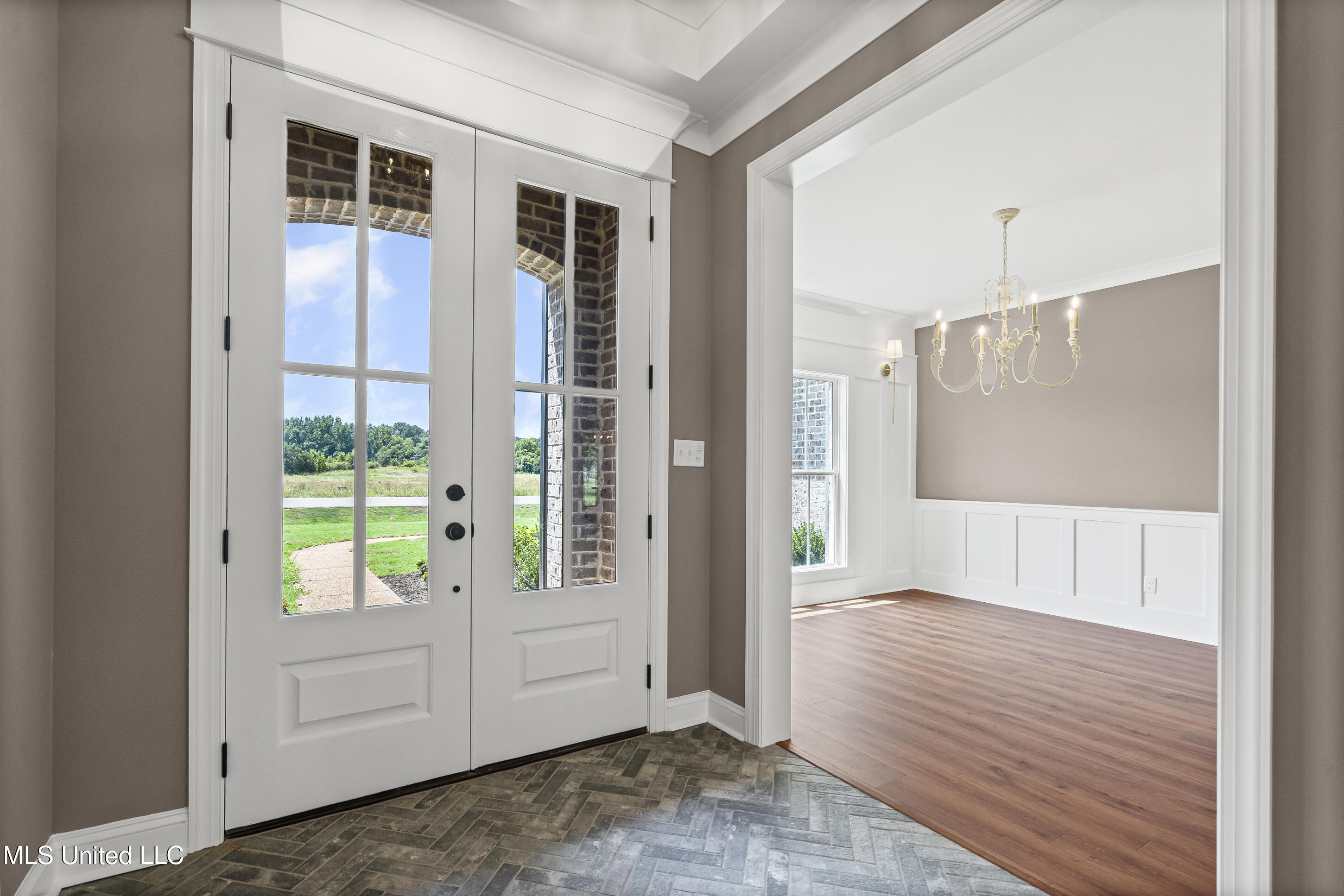 1688 Ashtons Lane Hernando, MS 38632 - Photo 4 of 22 IMG_6661