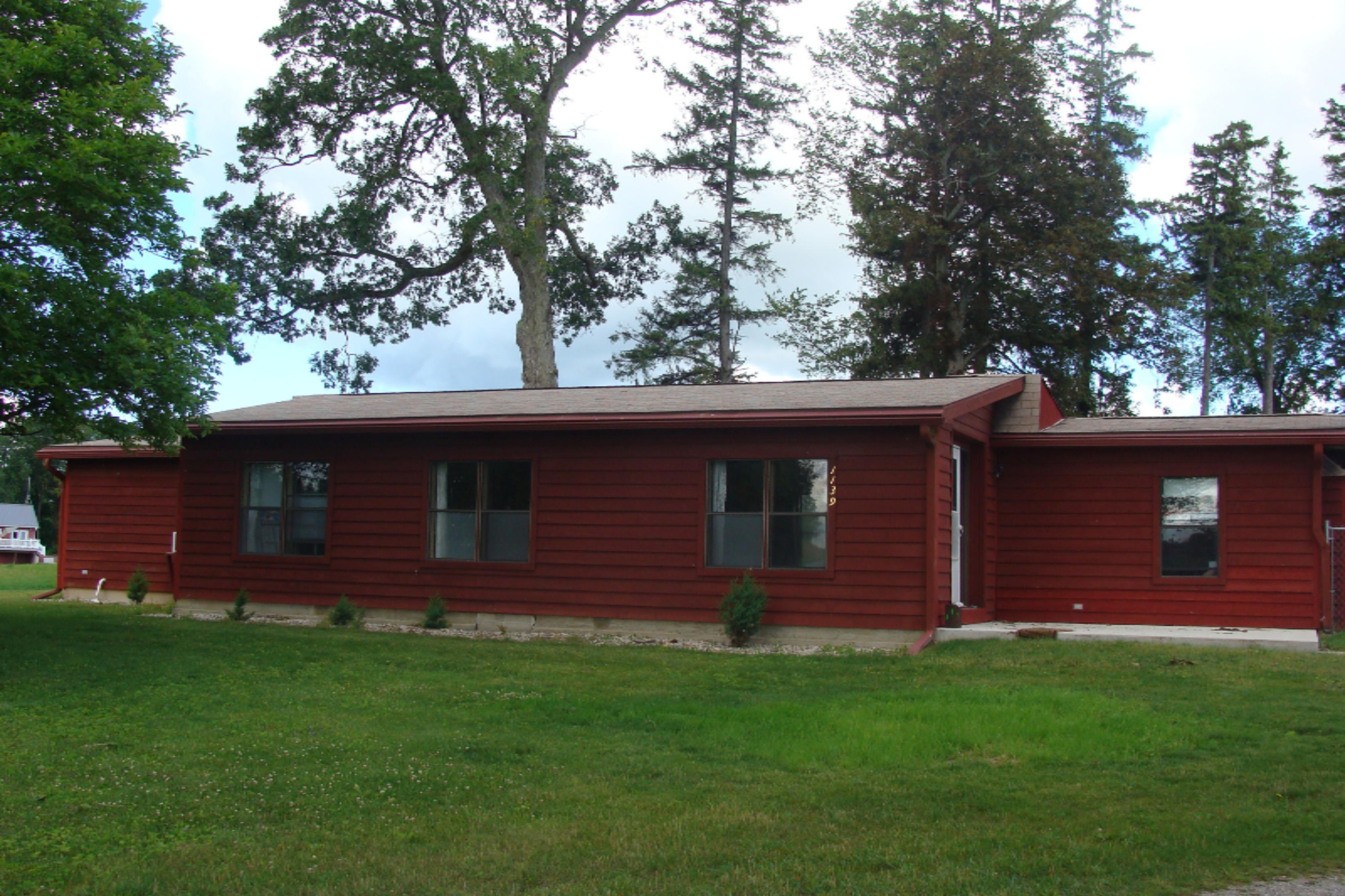 1139 East Tuttle Road Ionia, MI 48846 - Photo 1 of 17 DSC06482