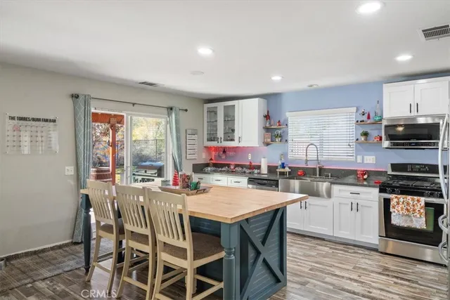 $689,900 | 53011 Climber Court, Lake Elsinore, CA 92532