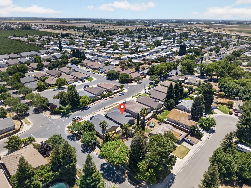 221 Brimmer Road Merced, CA 95341 - Photo 4 of 24