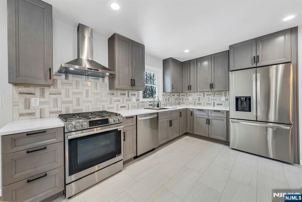 120 Star Lake Road Bloomingdale, NJ 07403 - Photo 8 of 29