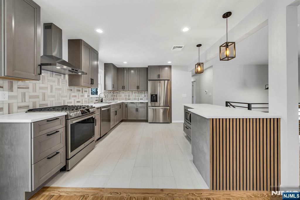 120 Star Lake Road Bloomingdale, NJ 07403 - Photo 9 of 29