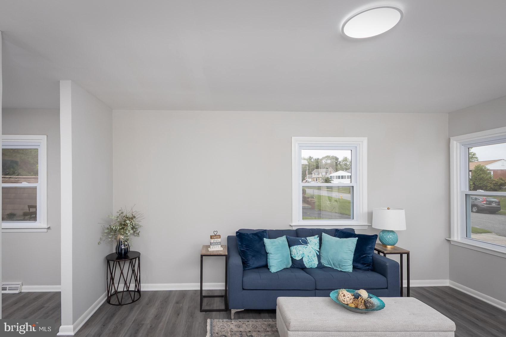 461 Doris Circle Aberdeen, MD 21001 - Photo 12 of 35 a living room with furniture and a window