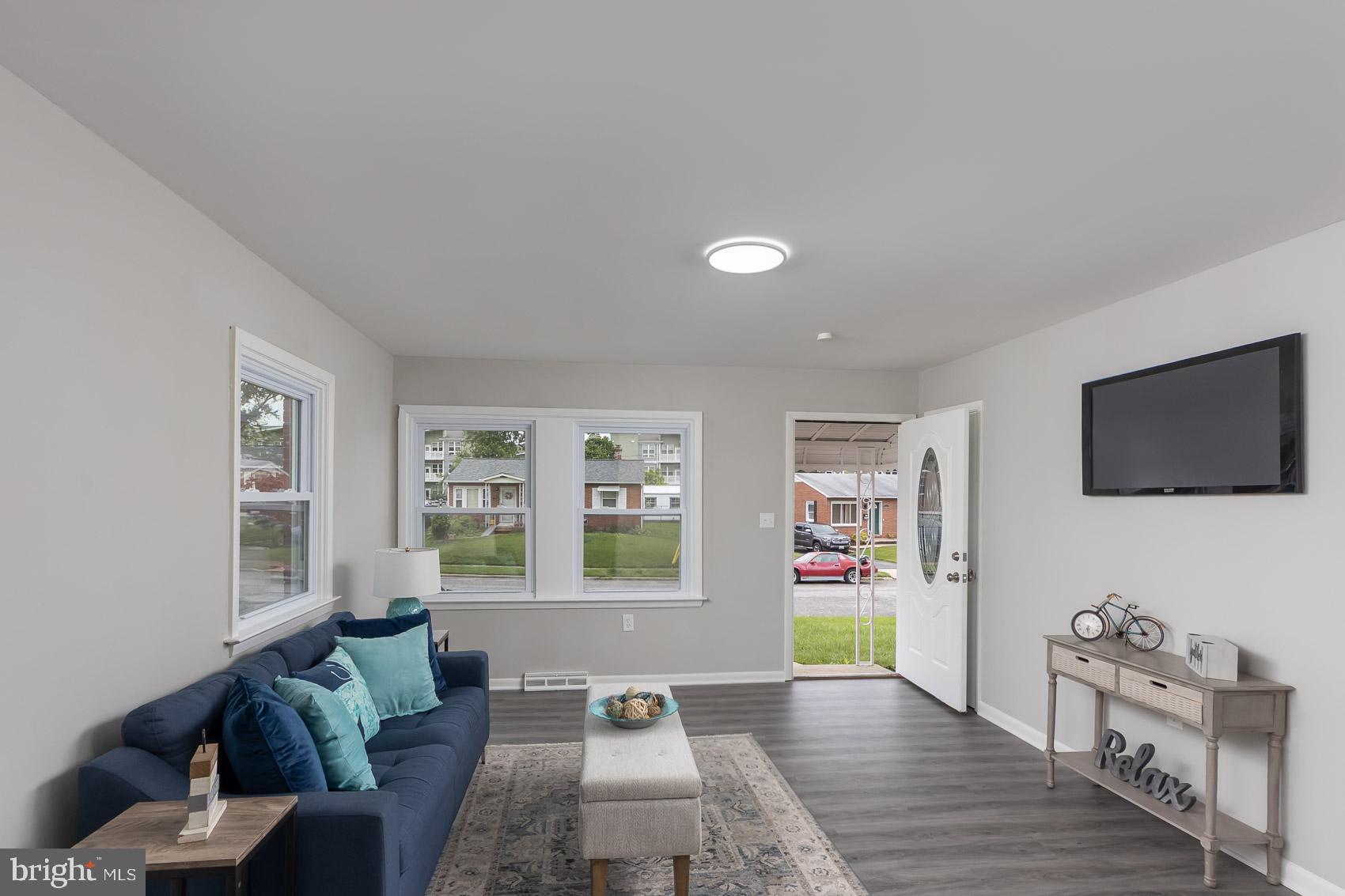 461 Doris Circle Aberdeen, MD 21001 - Photo 14 of 35 a living room with furniture and a flat screen tv
