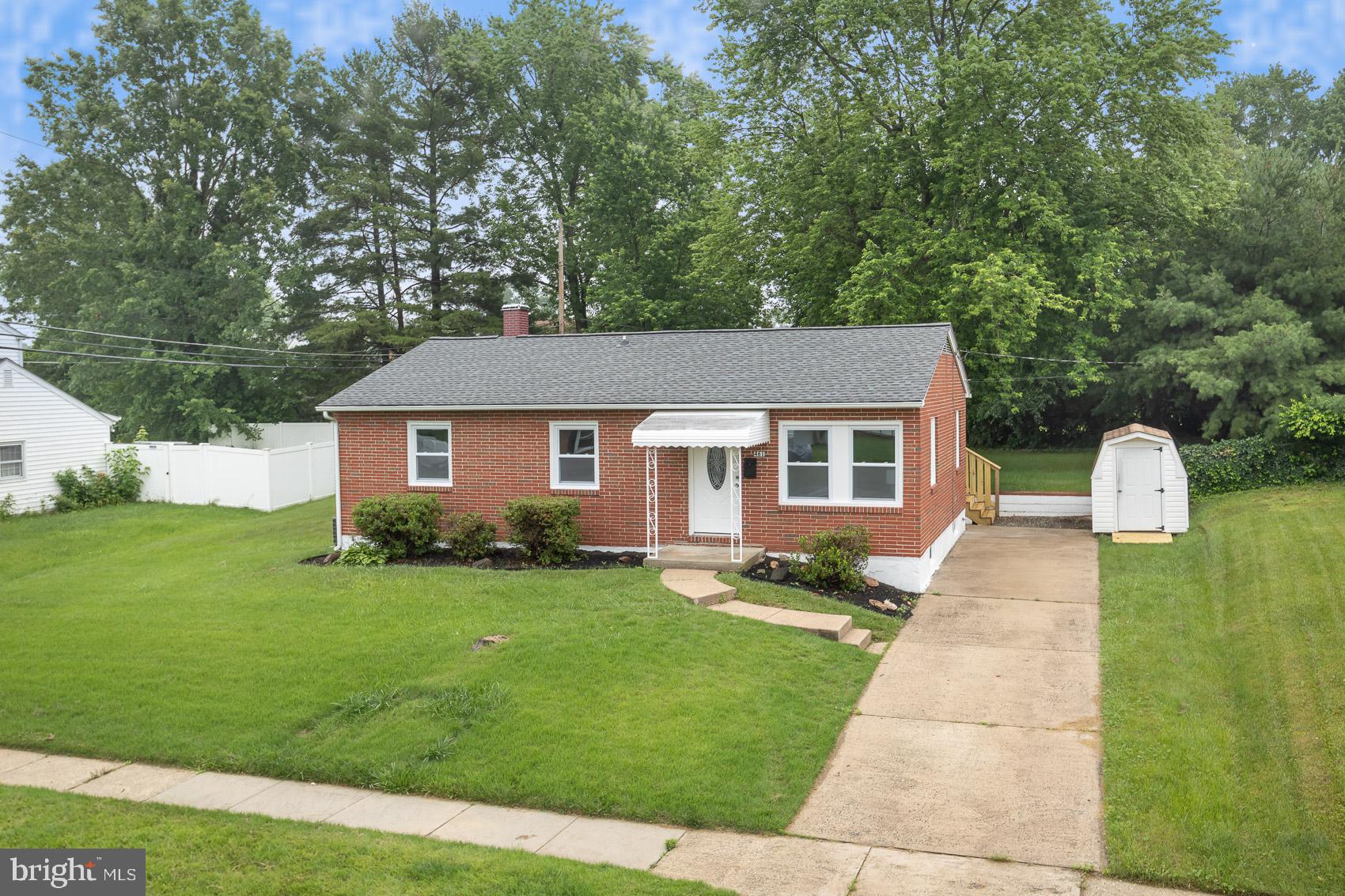 461 Doris Circle Aberdeen, MD 21001 - Photo 2 of 35 a front view of a house with a yard