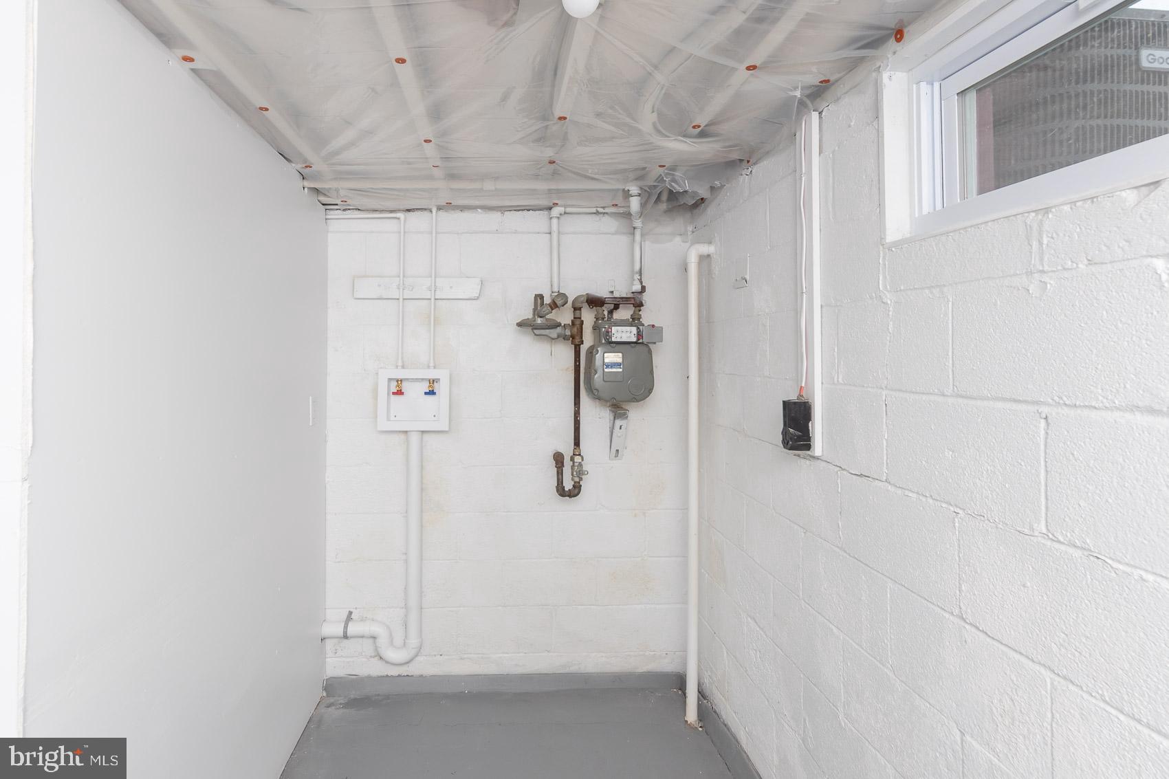 461 Doris Circle Aberdeen, MD 21001 - Photo 35 of 35 a bathroom with a shower