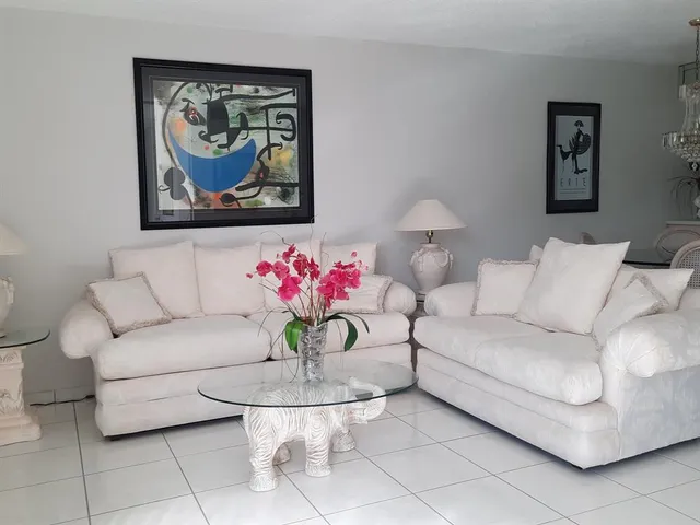 $128,900 | 381 South Hollybrook Drive, Unit 204, Pembroke Pines, FL 33025