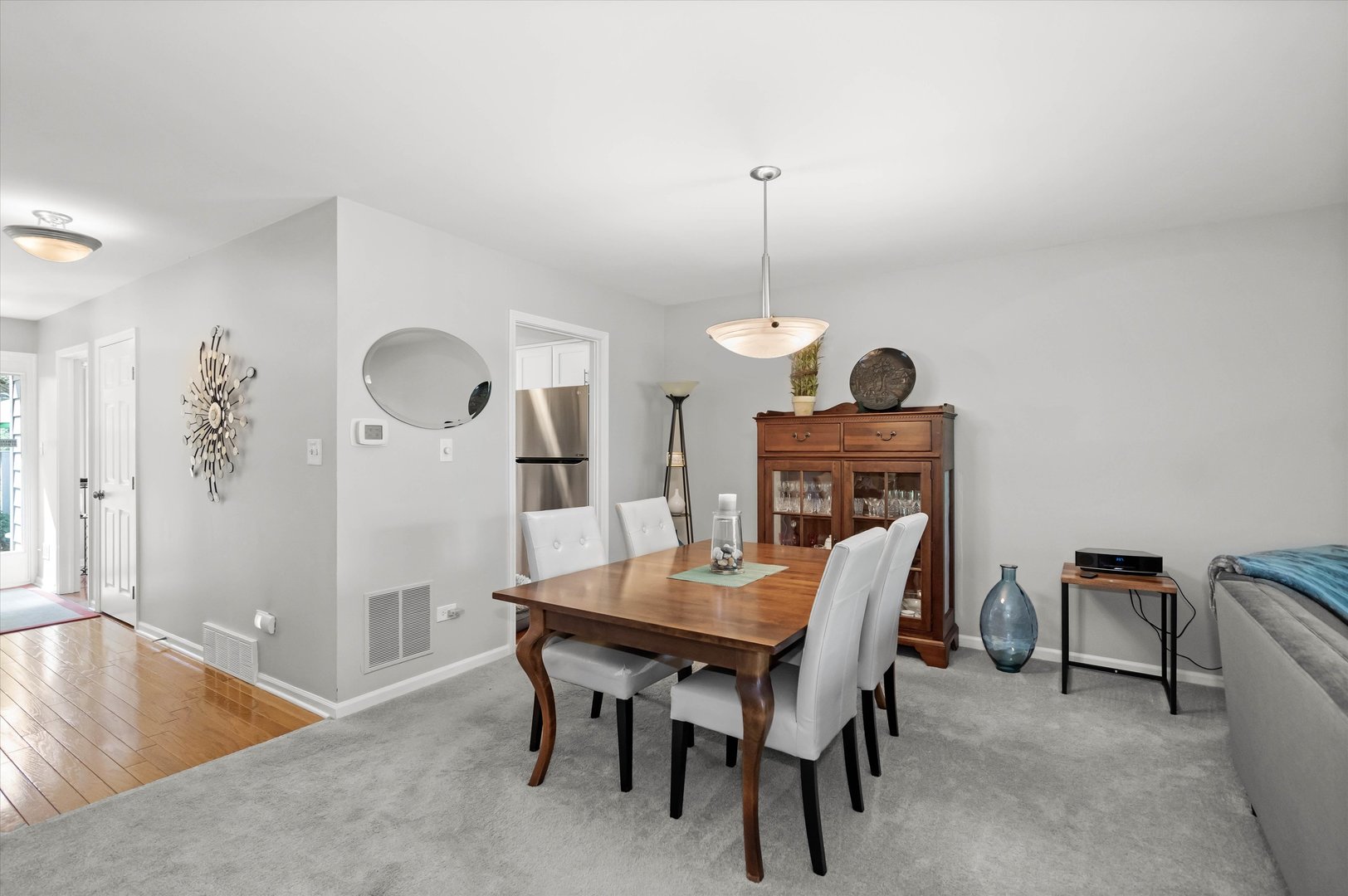 237 Timber Ridge Lane Lake Barrington, IL 60010 - Photo 12 of 29 Gallery Image 12