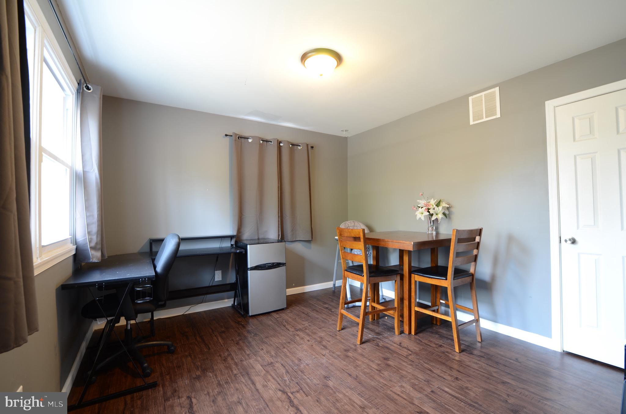 24 Naylor Avenue Clementon, NJ 08021 - Photo 3 of 10 Bonus Room - Main Level