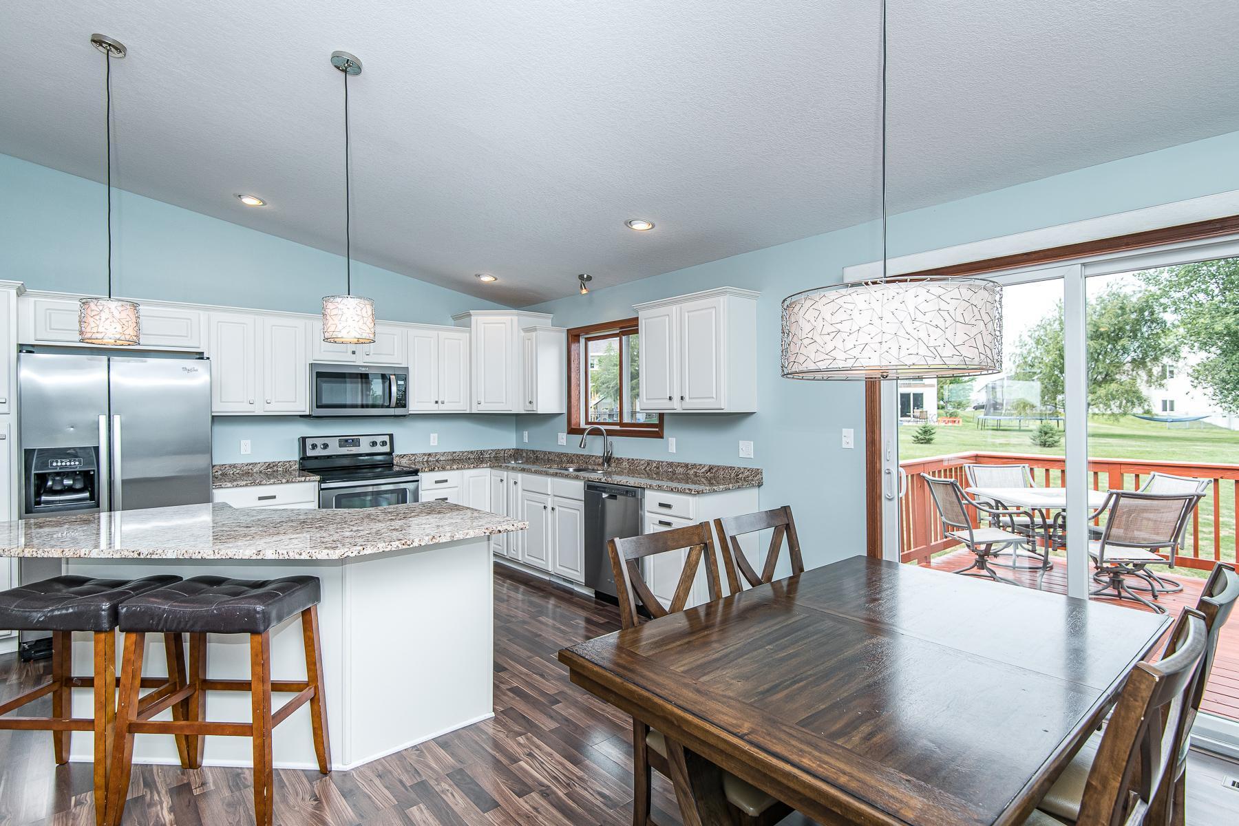 4965 Bishop Lane Northwest Rochester, MN 55901 - Photo 11 of 32