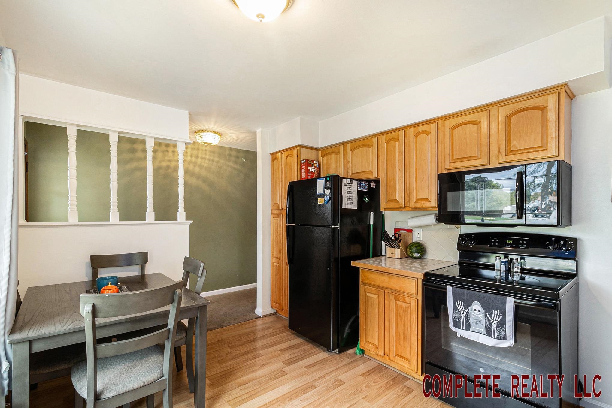 6024 North Vassar Road Flint, MI 48506 - Photo 10 of 36 50191939-fecc60ff-07d1-4d62-a79e-164dea1cdbdd.JPG