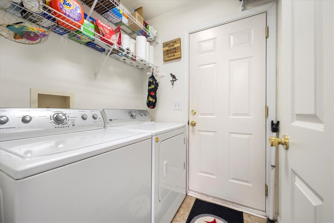 405 Whispering Lane Seneca, SC 29672 - Photo 23 of 38