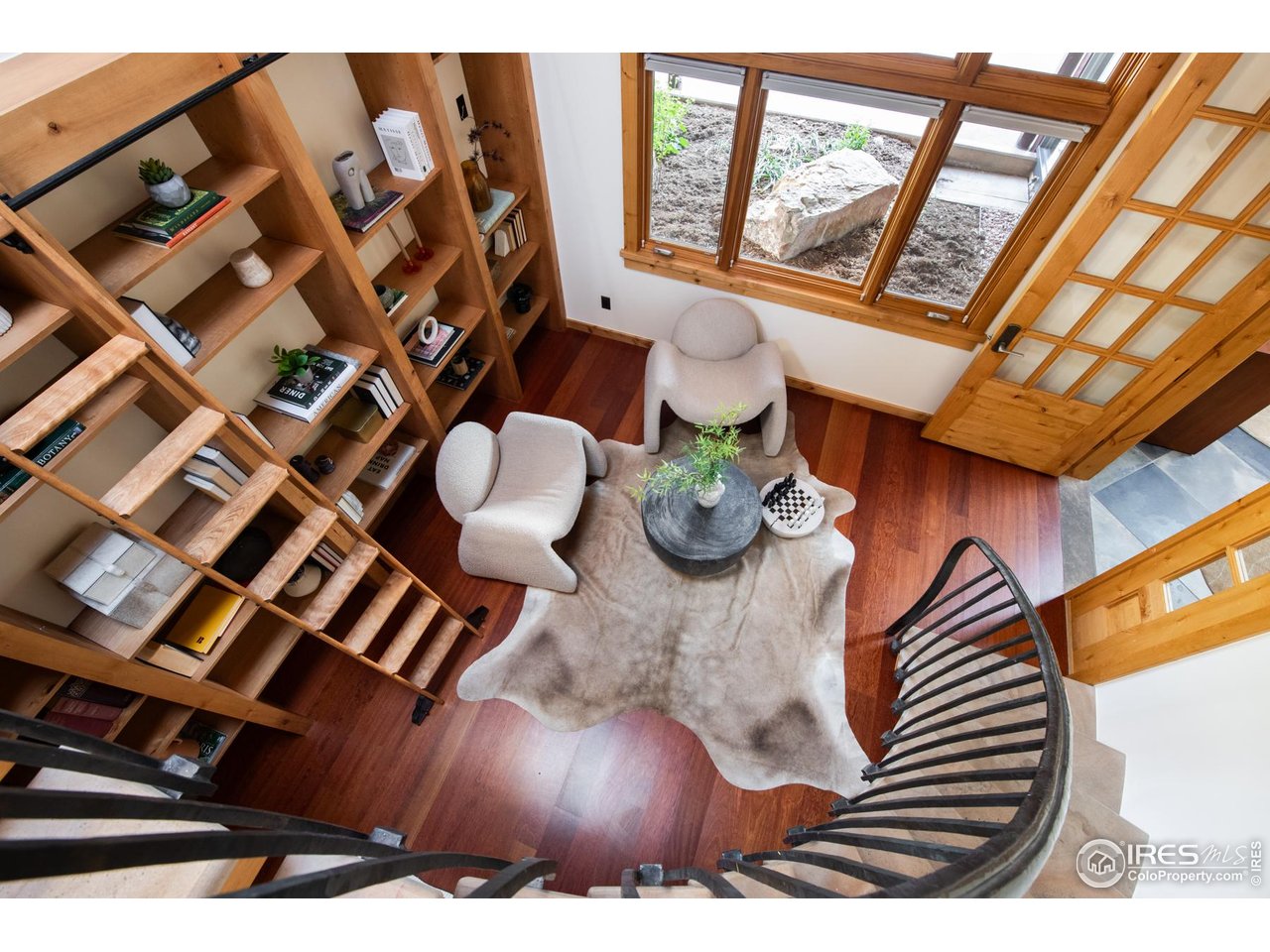 1530 Timber Lane Boulder, CO 80304 - Photo 27 of 50 a view of dining room and wooden floor