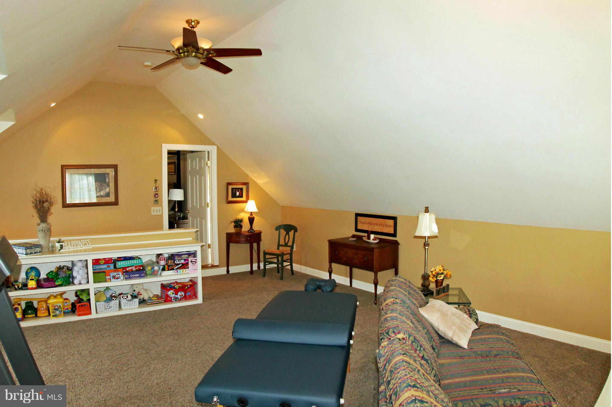 8406 High Ridge Road Ellicott City, MD 21043 - Photo 14 of 30 Interior (General)