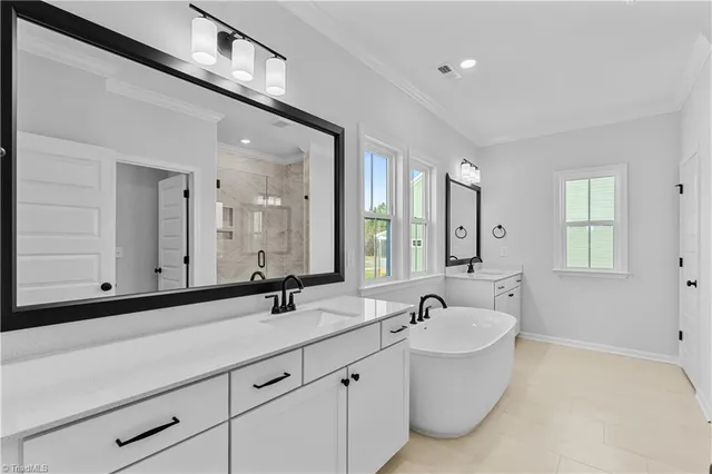 $600,000 | 8607 Lemur Lane, Summerfield, NC 27358