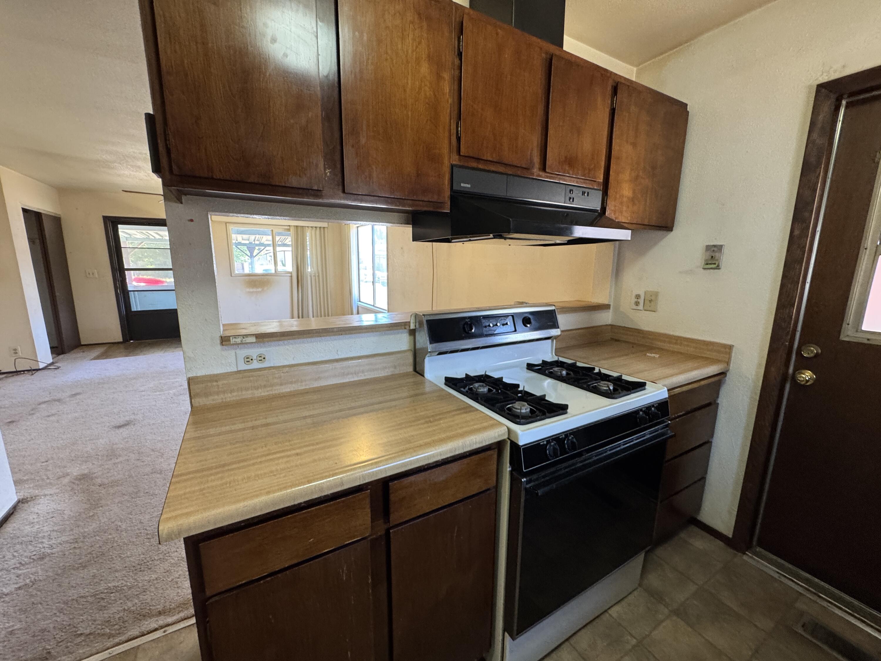 20694 Roff Way Burney, CA 96013 - Photo 13 of 31 20260708_203510680_iOS