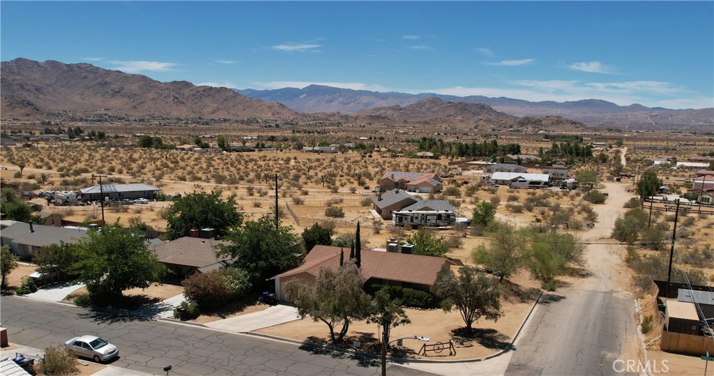 23911 Tahquitz Road Apple Valley, CA 92307 - Photo 29 of 32