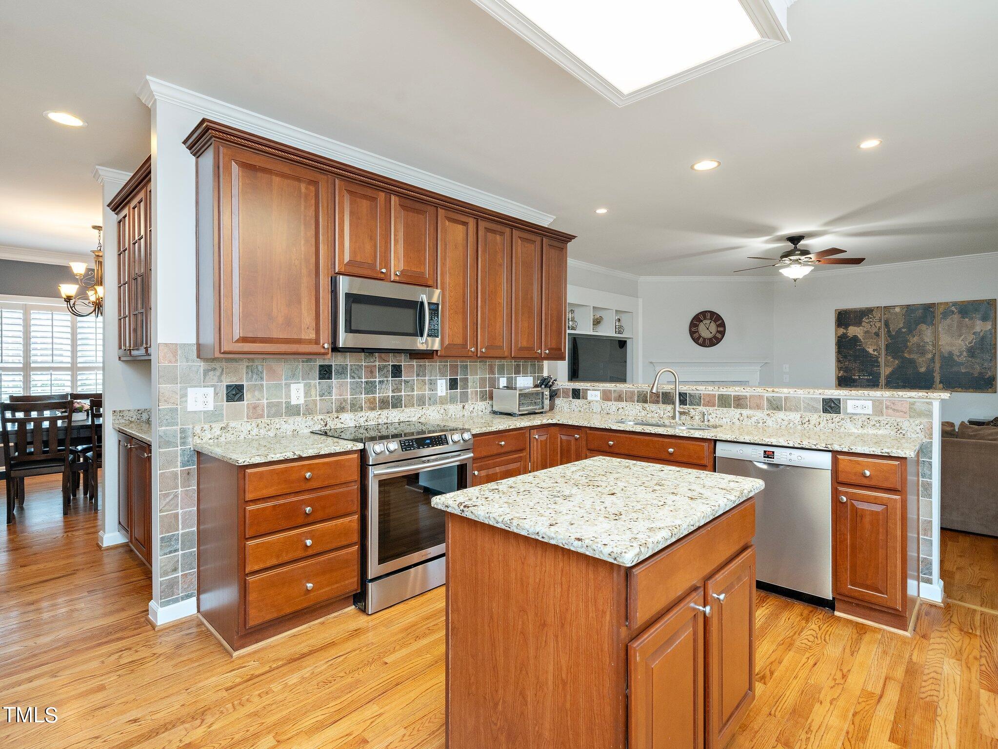 3104 Sweet Cherry Court Raleigh, NC 27614 - Photo 15 of 51 Kitchen