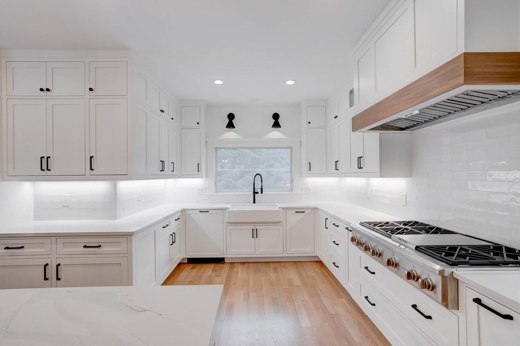 18 Susan Drive Reading, MA 01867 - Photo 17 of 42