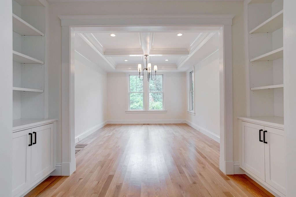 18 Susan Drive Reading, MA 01867 - Photo 25 of 42