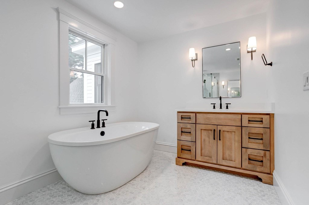 18 Susan Drive Reading, MA 01867 - Photo 31 of 42